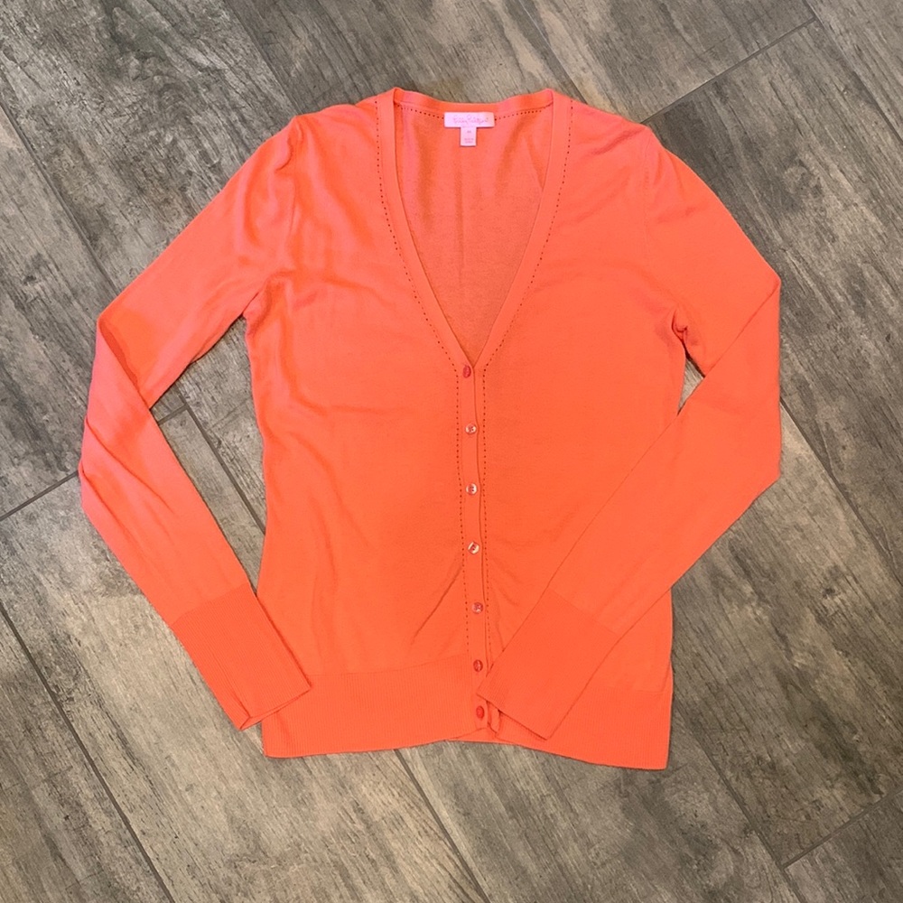 Lilly Pulitzer melon colored light weight button down cardigan.